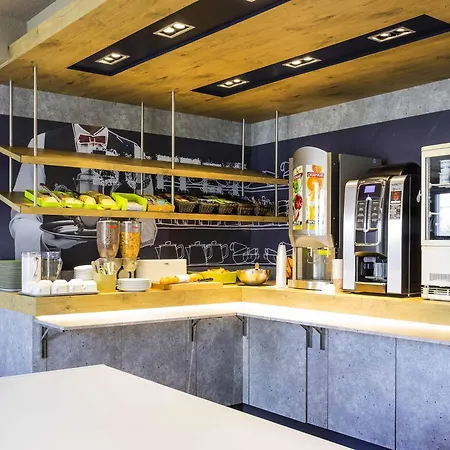 Ibis Budget Est Hotel Pau