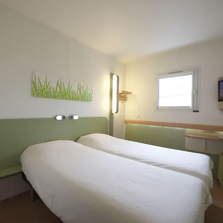 ホテル Ibis Budget Est ポー