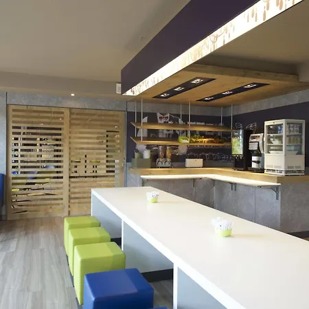 Hotel Ibis Budget Est Pau