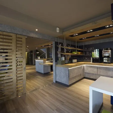 Ibis Budget Est 2*
